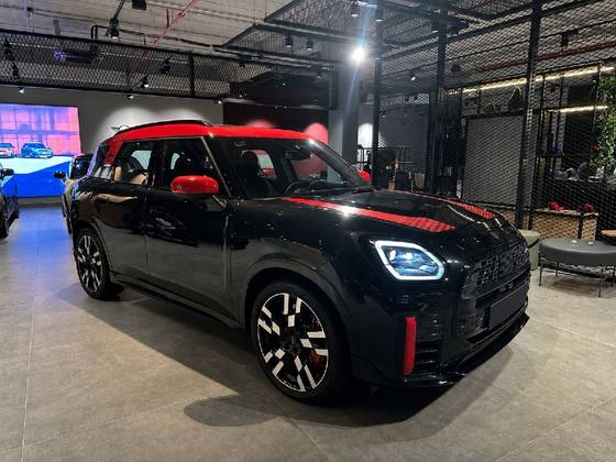 MINI COUNTRYMAN 2.0 16V TWINPOWER TURBO GASOLINA JOHN COOPER WORKS ALL4 STEPTRONIC MINI COUNTRYMAN 2.0 16V TWINPOWER TURBO GASOLINA JOHN COOPER WORKS ALL4 STEPTRONIC